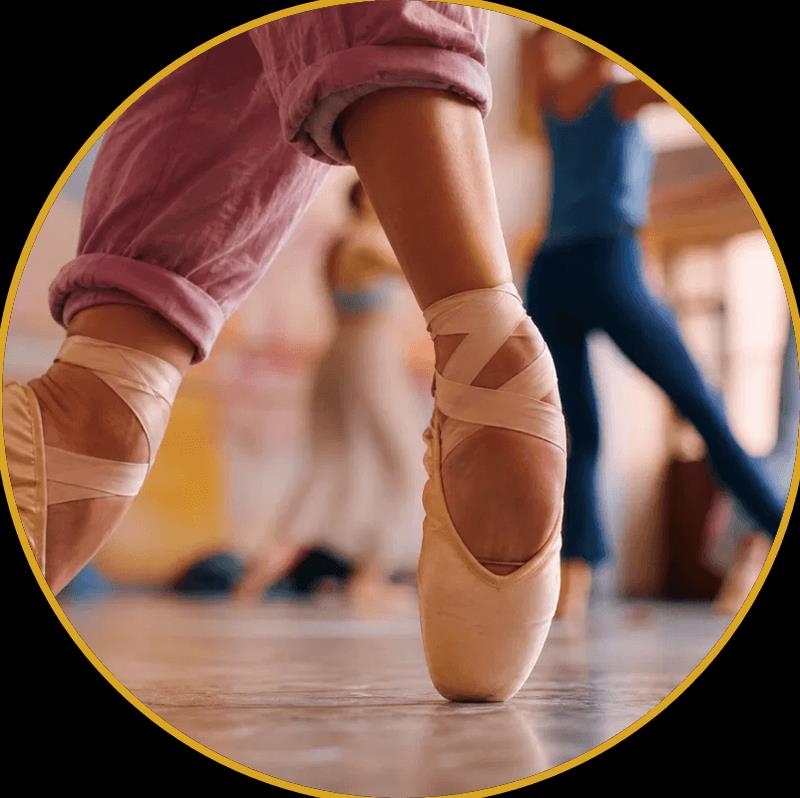 Sapatilhas de ponta em movimento, aula de ballet Diasdança